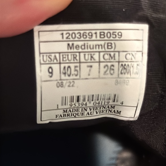 Brooks glycerin 20 women’s sneakers, athletic shoes size 9, neutral medium width - Picture 7 of 9